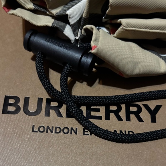 Burberry Icon Stripe drawcord Pouch Bag - Picture 4 of 12
